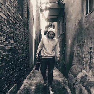 爸爸和女儿玩屁股视频大全
